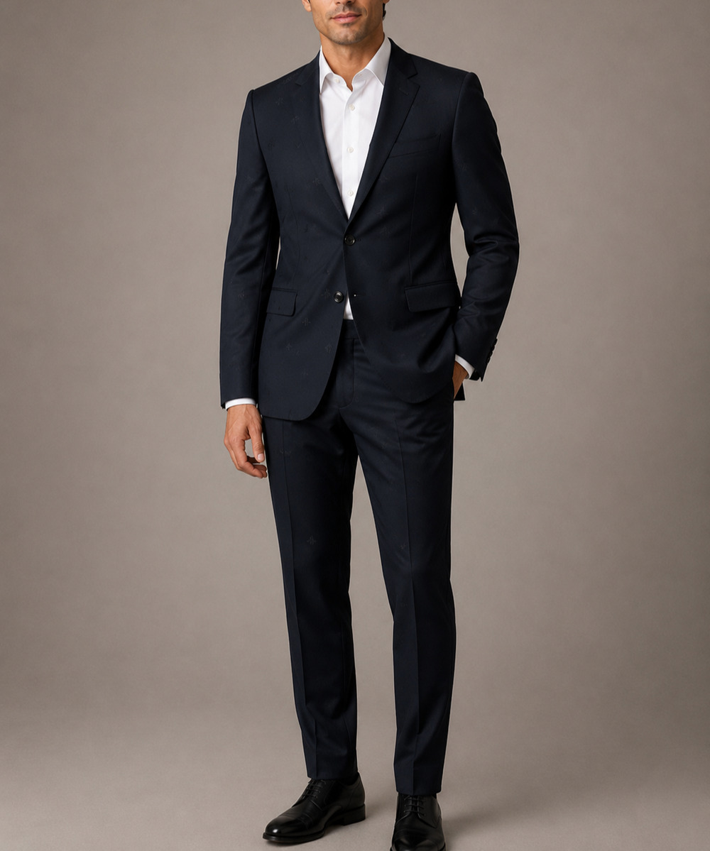 Gucci Monaco Bee Embroidered Wool Gabardine Navy 2 Piece Suit Size 46R Italy
